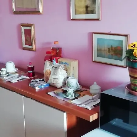 Terrazza&tavernetta Arcobaleno Πανσιόν Specchia